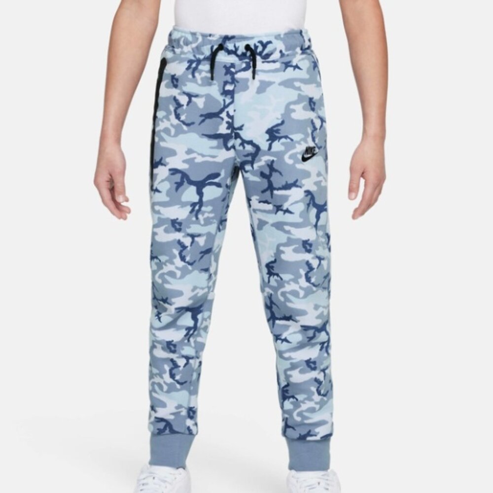 Boys Size Small (4-6) Nike Sportswear Tech Fleece Joggers, Blue Camo
